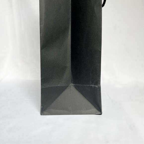 GUCCI Black Paper Boutique Shopping Bag - Picture 3 of 7